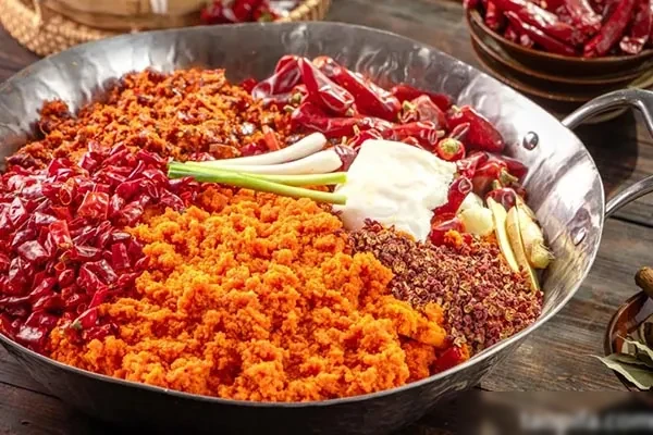 火锅底料和红油炒制集合课程（鱼、新派、串串、老火锅）-爆汁配方社