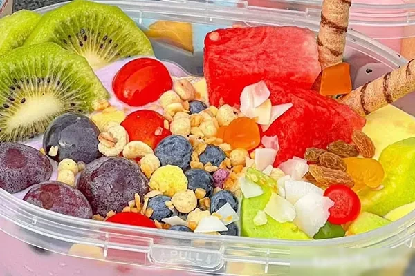 图片[1]-网红拉丝酸奶水果捞开店 摆摊技术配方，无保留提供进货渠道-爆汁配方社