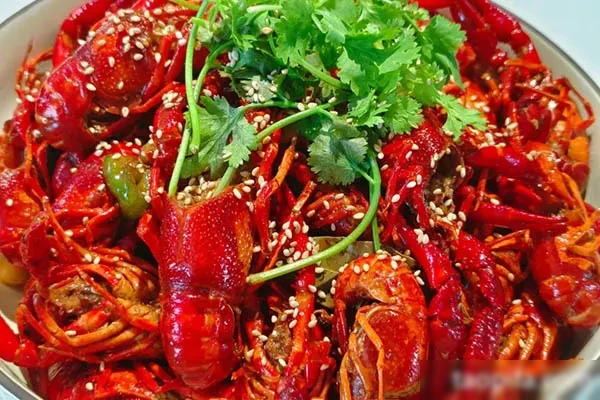 辣卤油焖蒜蓉小龙虾技术配方和视频教程-爆汁配方社