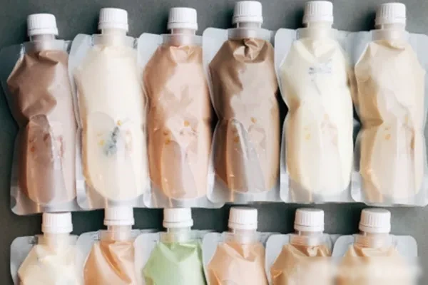 蹿红网络的超人气手摇奶茶 可快递随身包12种口味-爆汁配方社