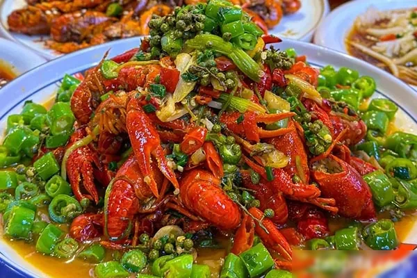 图片[1]-鲜青花椒麻辣特色小龙虾-爆汁配方社
