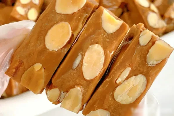 四种口味火爆朋友圈杏仁太妃糖视频教程-爆汁配方社