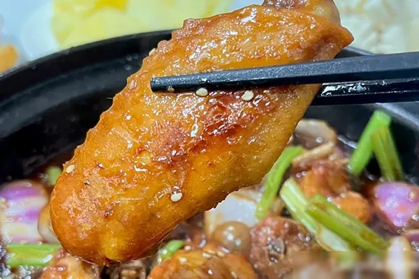 图片[1]-重庆鸡公煲、肥肠鸡公煲视频教程-爆汁配方社