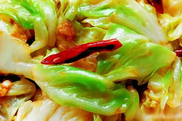 图片[1]-包菜炒粉条 手撕包菜视频教程-爆汁配方社