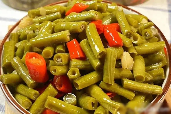 又长又有嚼劲的手擀面酸豆角、白玉菇卤制作视频教程-爆汁配方社