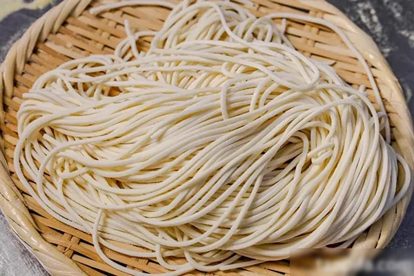 面食房鲜面条技术-爆汁配方社