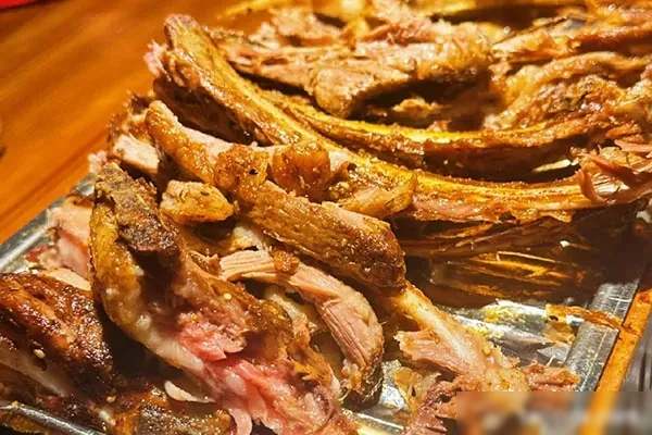 图片[1]-蒙古原味烤羊排法式三味羊排配烤蔬菜技术配方和视频教程-爆汁配方社