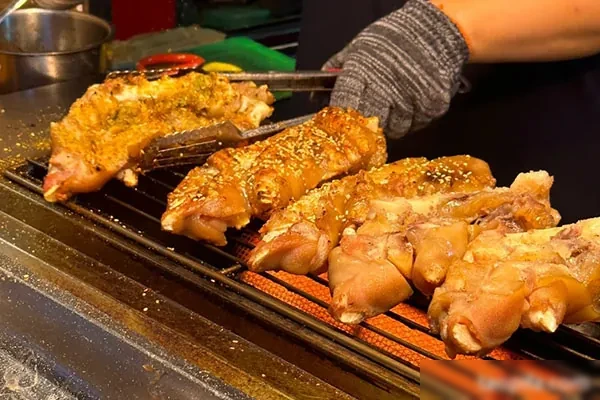 图片[1]-唇齿留香的正宗技术烤猪蹄居家开店两不误-爆汁配方社