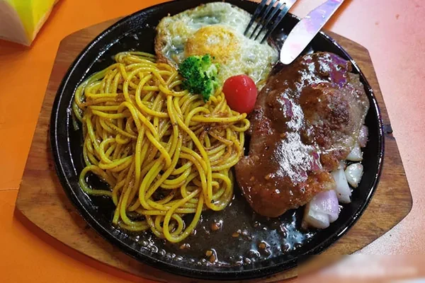 图片[1]-网红街头牛排视频教程-爆汁配方社