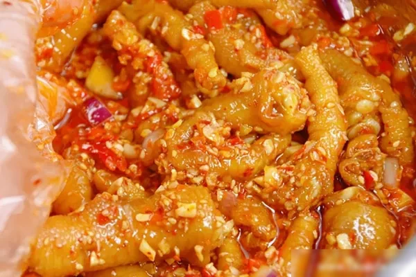 蒜香鸡爪视频教程-爆汁配方社